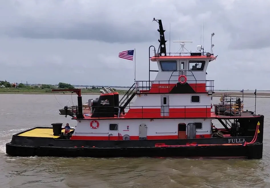 Fulla, inland push tug